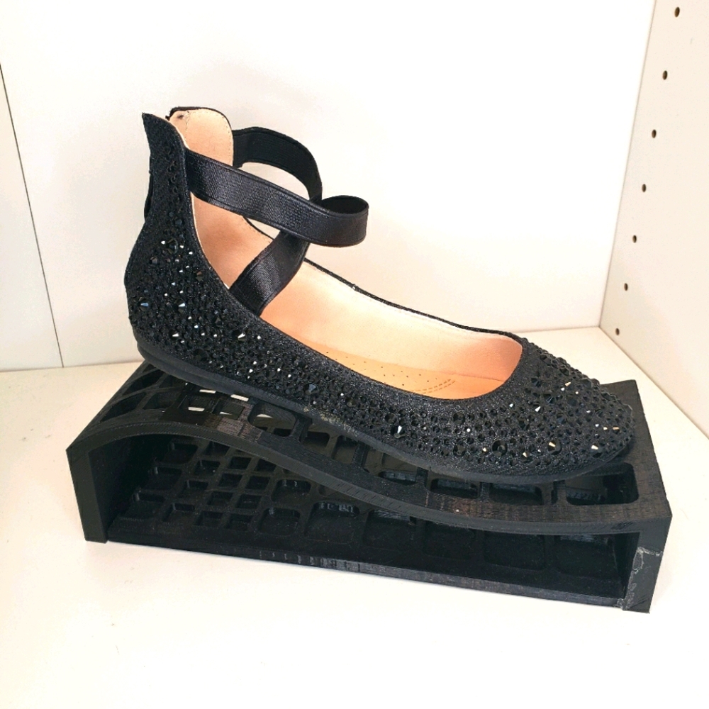Worn once size 2 dressy shoes